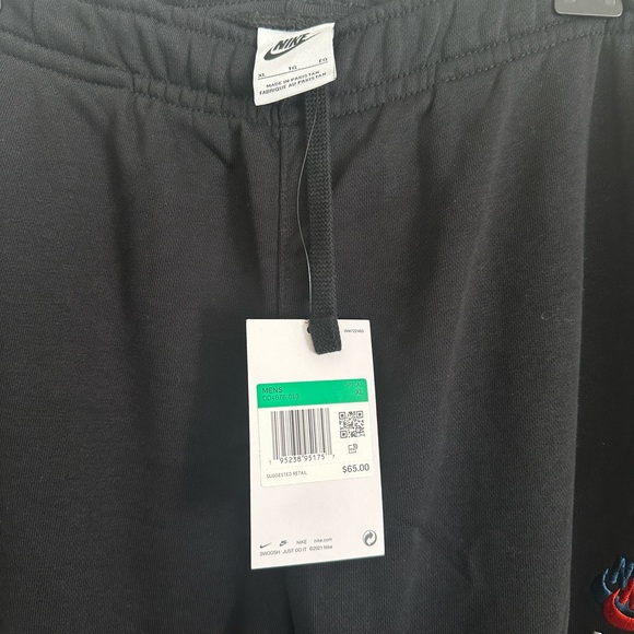 Nike Mens Black XL Standard Fit Taper Leg Regular Length Sweatpants - Picture 4 of 5